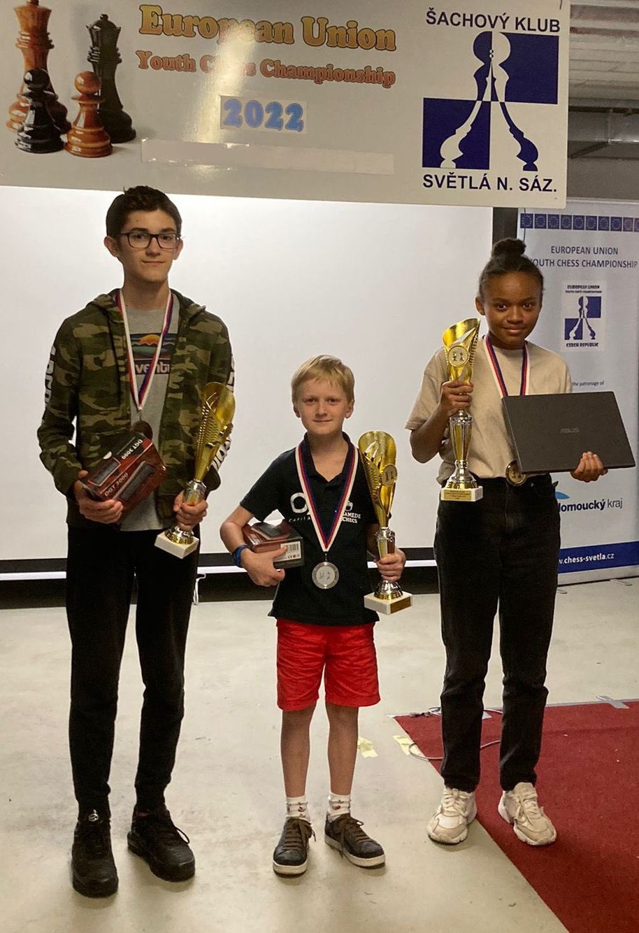 L or Pour Eline Menc Aux Championnats Jeunes De L Union Europ enne D L or Pour Eline Menc Aux Championnats Jeunes De L Union Europ enne D